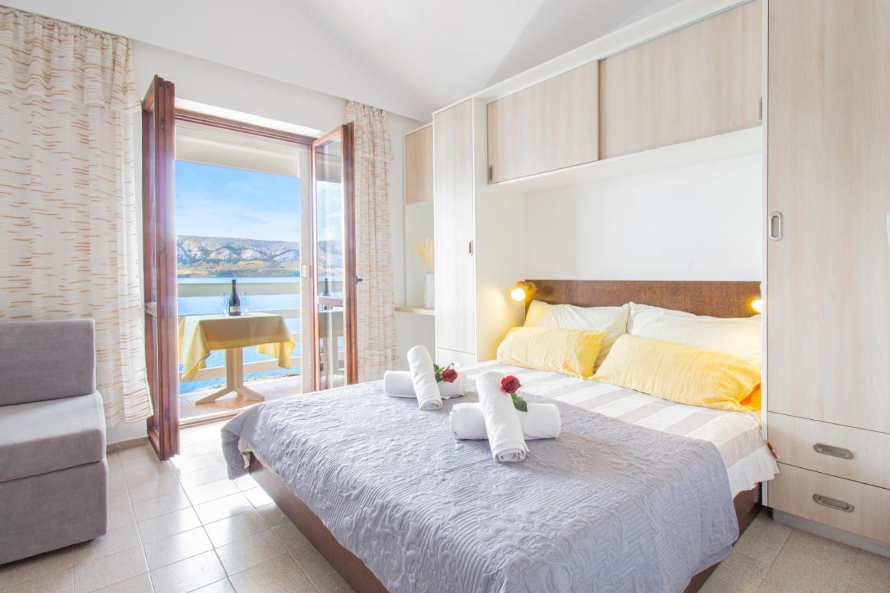 דירות מטינה Galapagus Privat Beach & Boat Dock מראה חיצוני תמונה